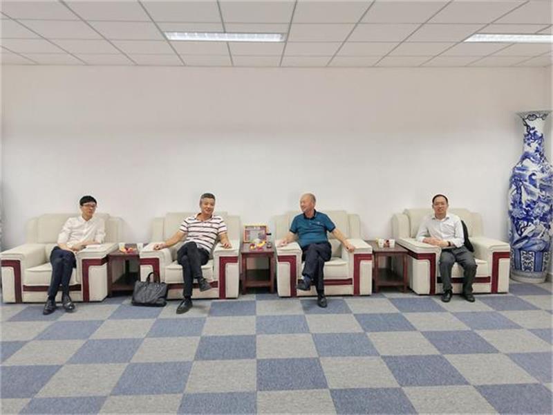 清华研究院陆院长一行 来半岛·体育(中国)官方网站-登陆入口共商产业规划